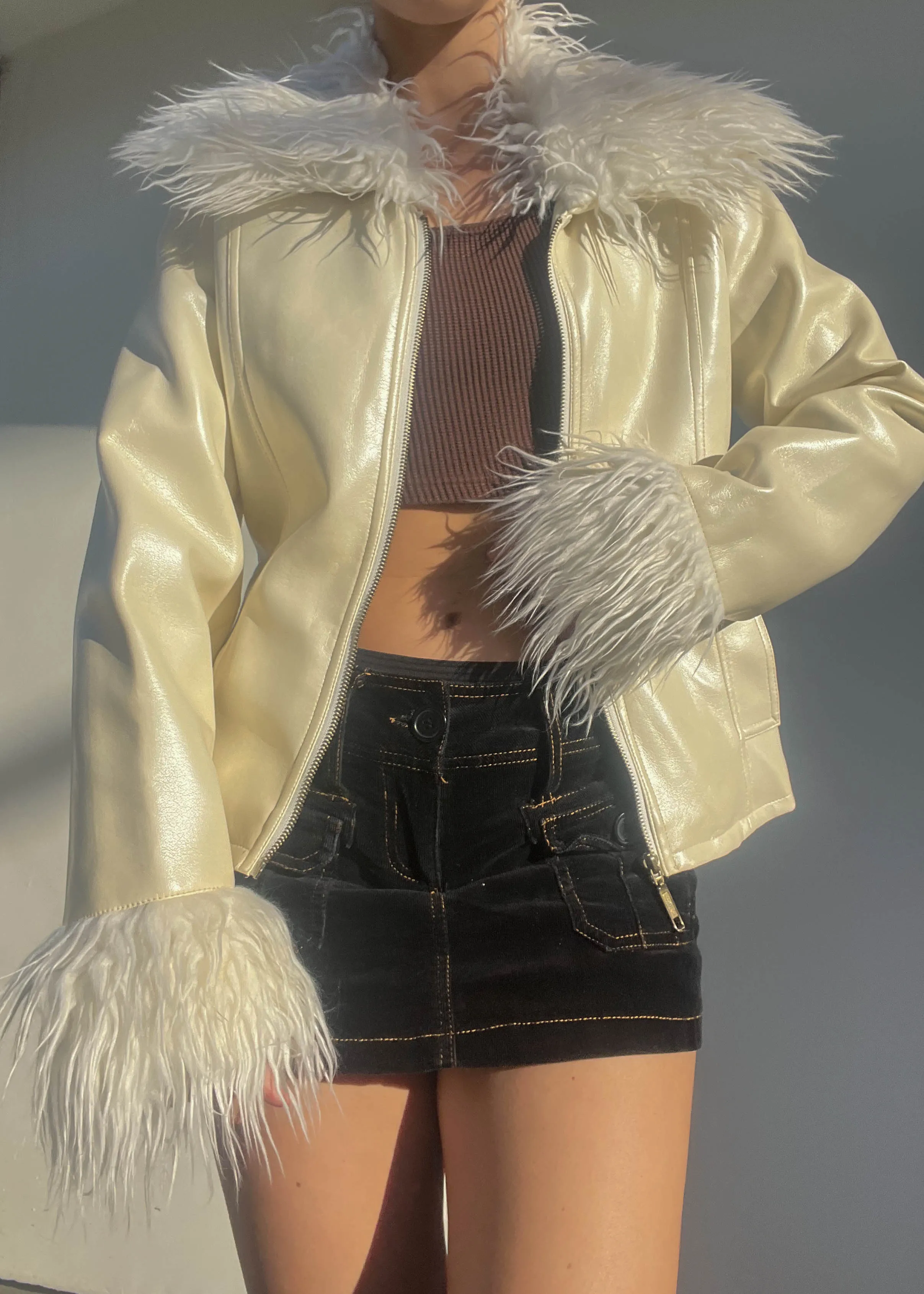 Early 2000's Fluffy Fur Trim Jacket (M)