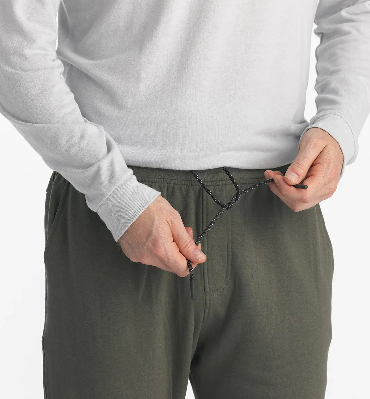 Free Fly Men's Bamboo Lightweight Fleece Jogger in Fatique