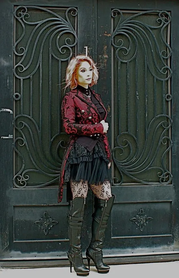 HARLEQUIN TAILCOAT - RED/BLACK TAPESTRY