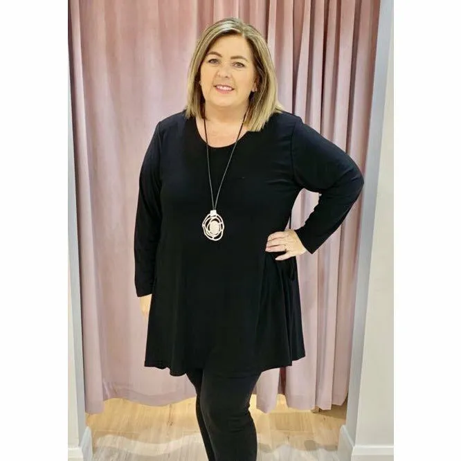 Magna Long Sleeve Pocket Tunic in Black